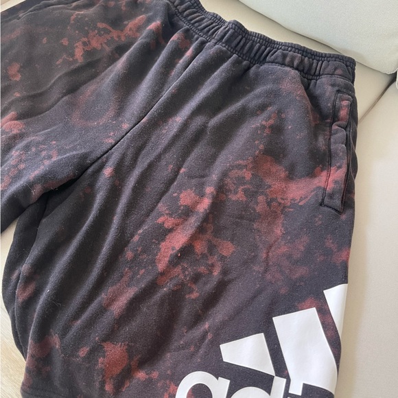 ✨SALE✨Adidas Shorts Mens LARGE Black TieDye Fleece Sweat Elastic Drawstring - Picture 2 of 12